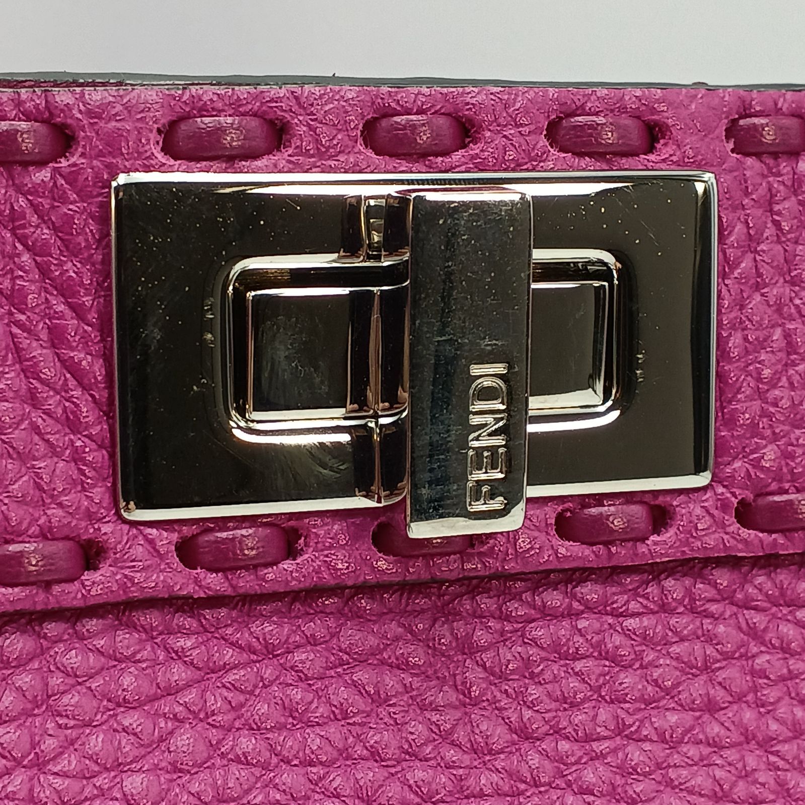 フェンディ ピーカブー アイシーユー スモール ピンク - メルカリ