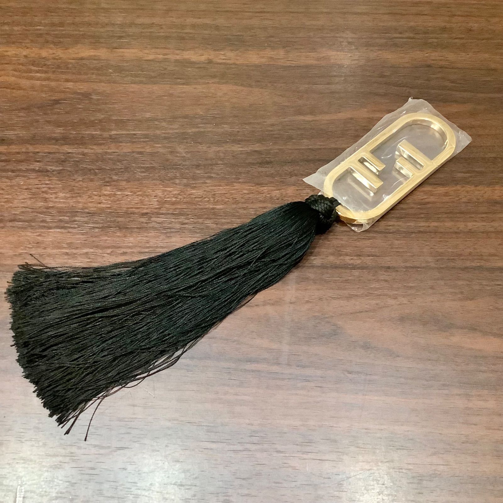 FENDI タッセルキーホルダー フェンディ FENDI FF金具 ズッカ タッセル フリンジ バッグ