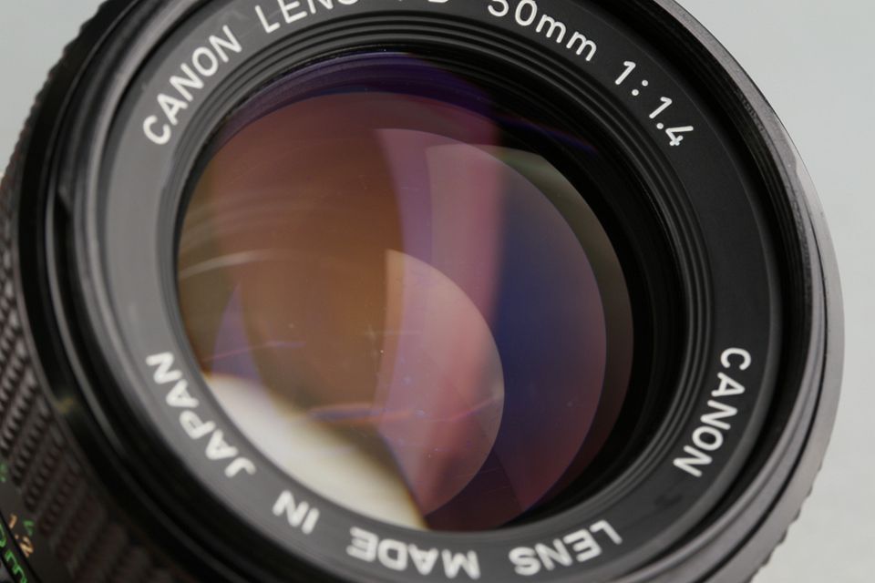 F|1.4 Lens