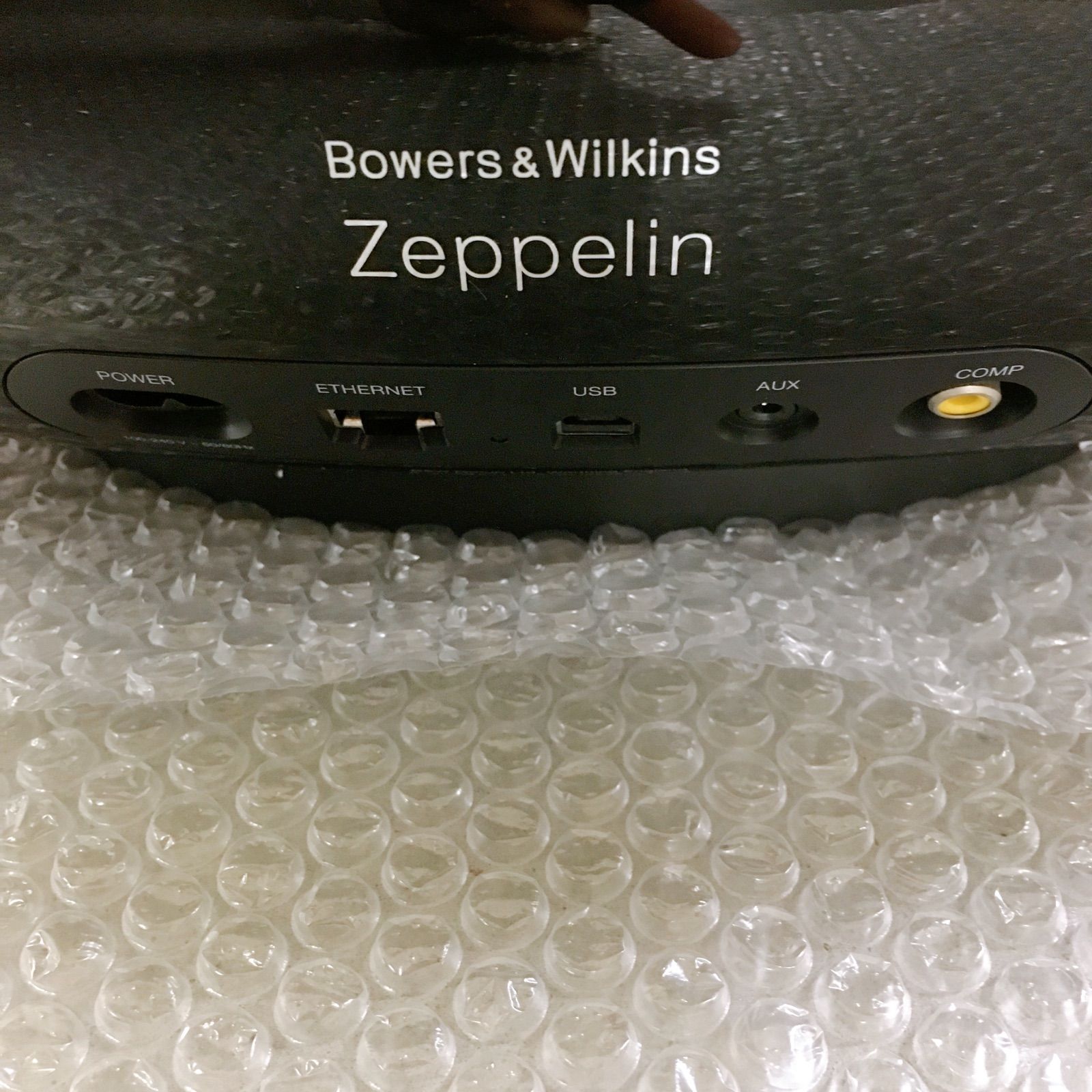 未使用品】Bowers&Wilkins/iPodスピーカー Zeppelin Air（ツェッペリン