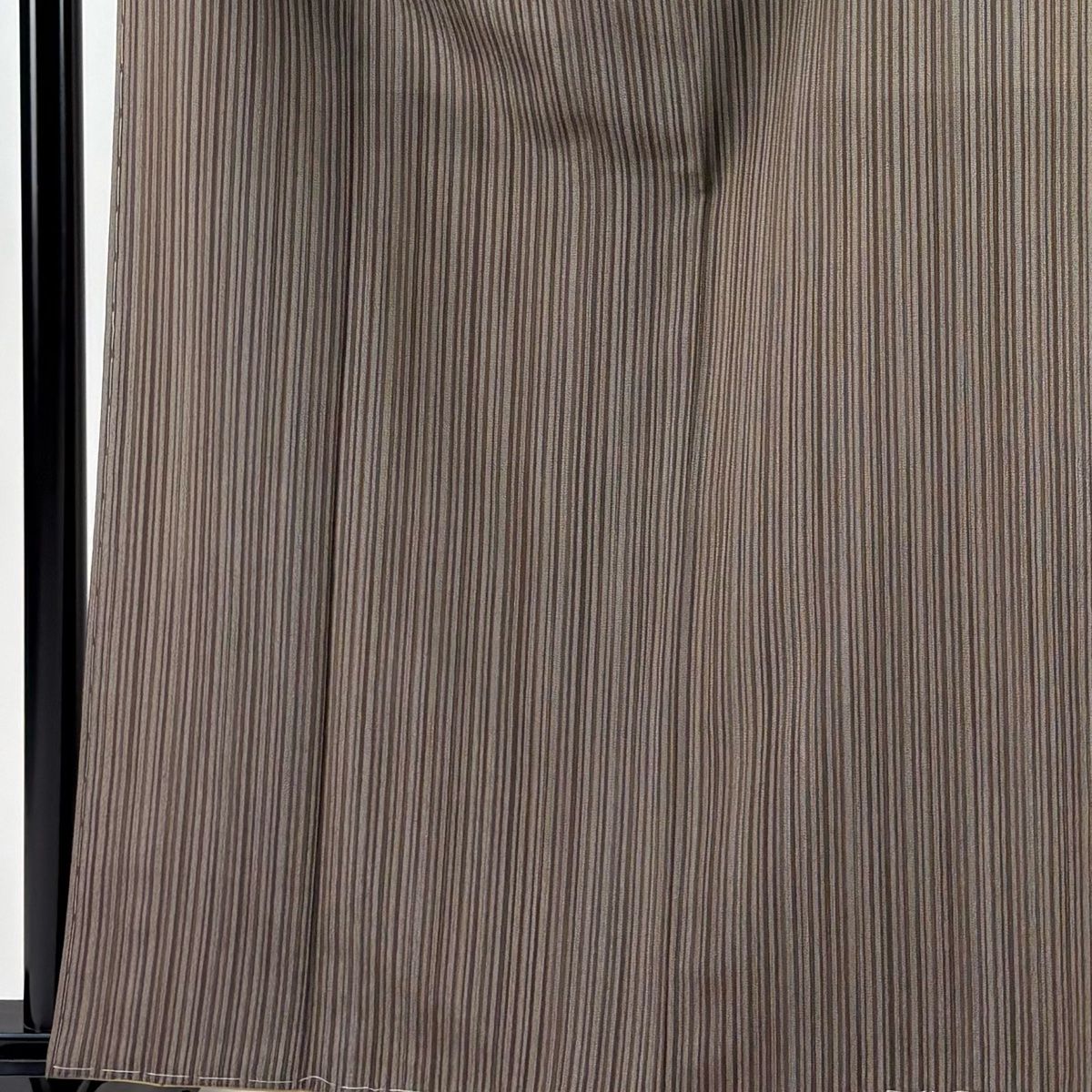 未セットアップ お召 身丈162cm 裄丈67cm M 袷 やまだ織 本塩沢 証紙 縦縞 焦茶色 正絹 ご購入はこちらから。