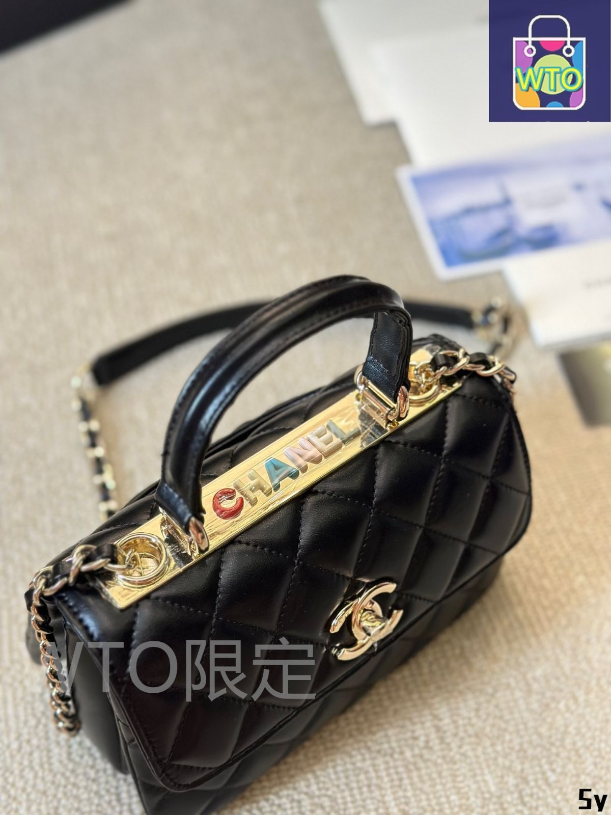 *大人の魅力* CHANEL シャネル ハンドバッグ シャネル CHANEL シャネル 22 ハンドバック メダルチャーム付
