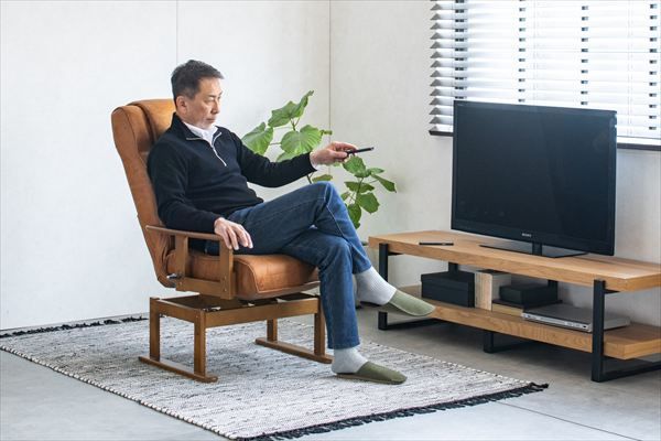 回転高座椅子アポロ イス チェア ラウンジチェア パーソナルチェア 589100144 589100145 レバー式ギア 7段階 リクライニング 360度 回転式 パーソナルチェア くつろぎ リビング 贈り物 プレゼント