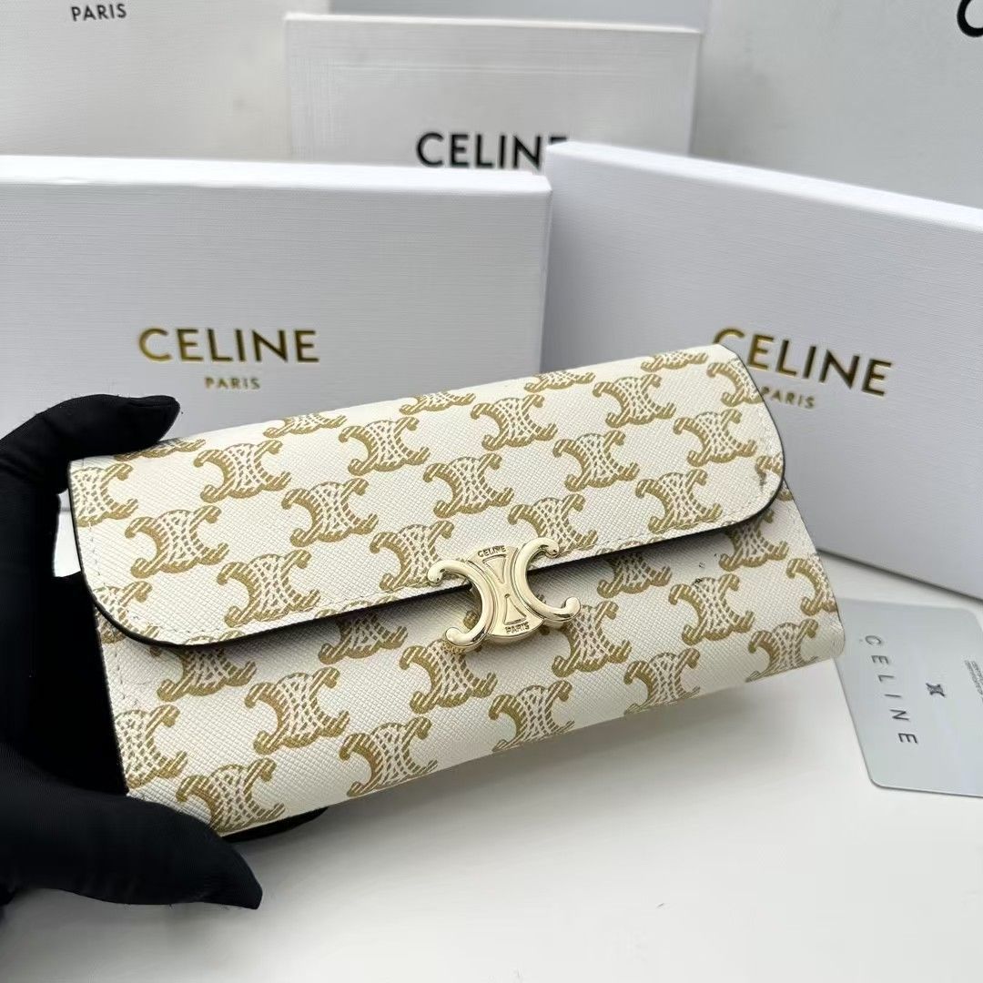 新品未使用 CELINE 財布[本日特価|新品未使用品] - メルカリ
