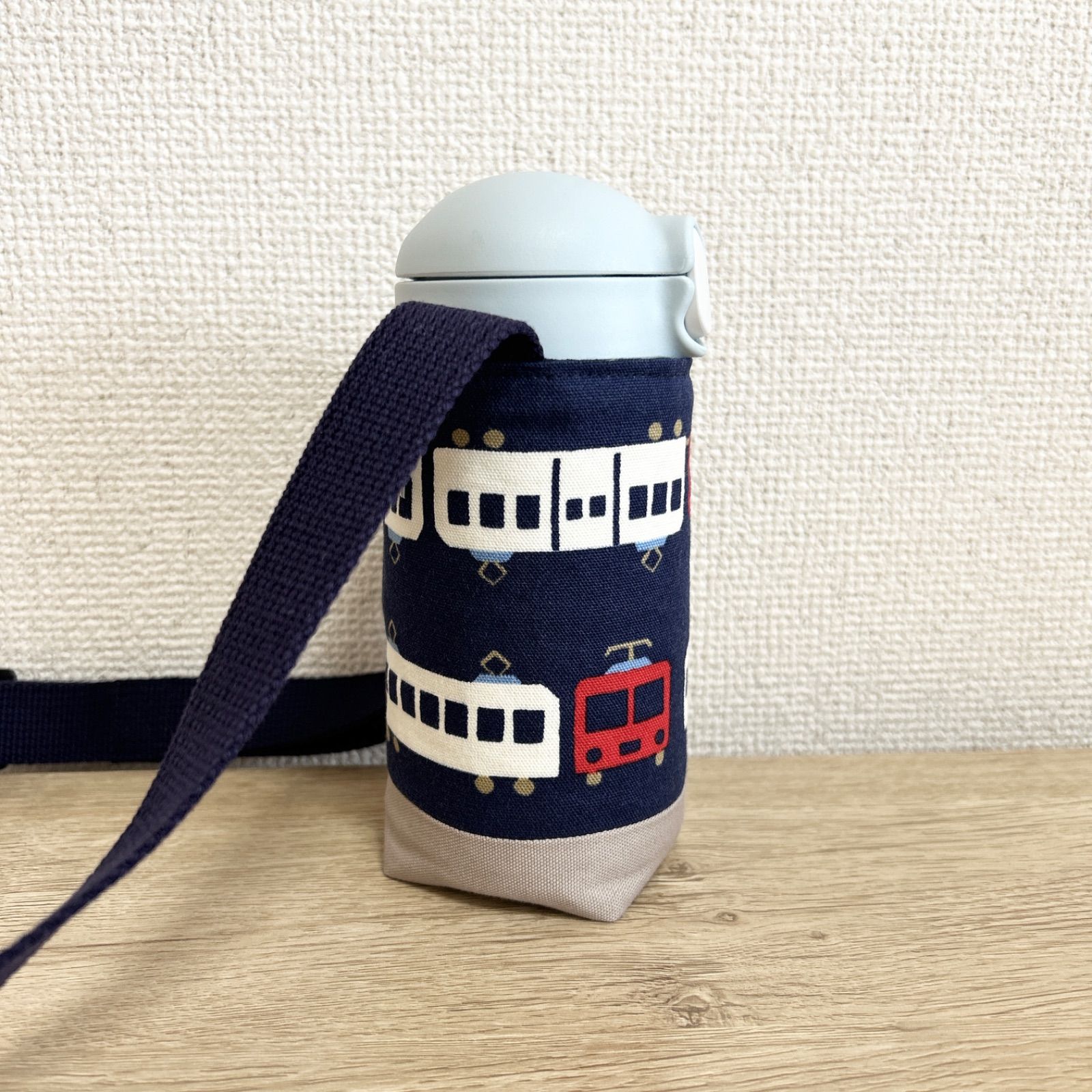 水筒カバー サーモス