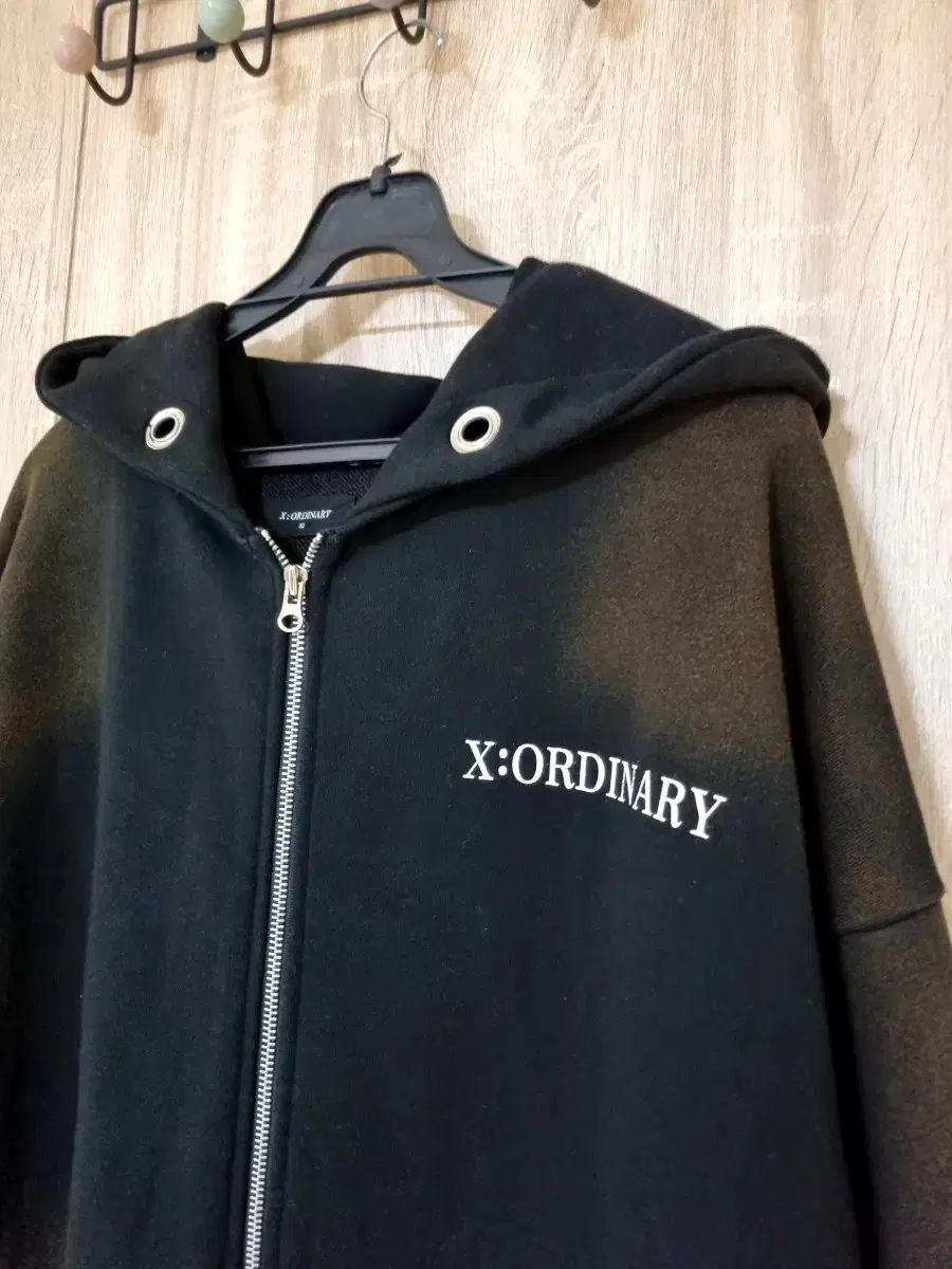 X-Ordinary ブラック ジップアップパーカー X:ORDINARY フード付き ジップアップパーカー - メルカリ