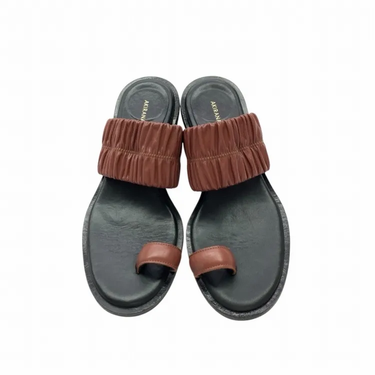 2025年最新】AKIRANAKA サンダル・ミュールの人気アイテム