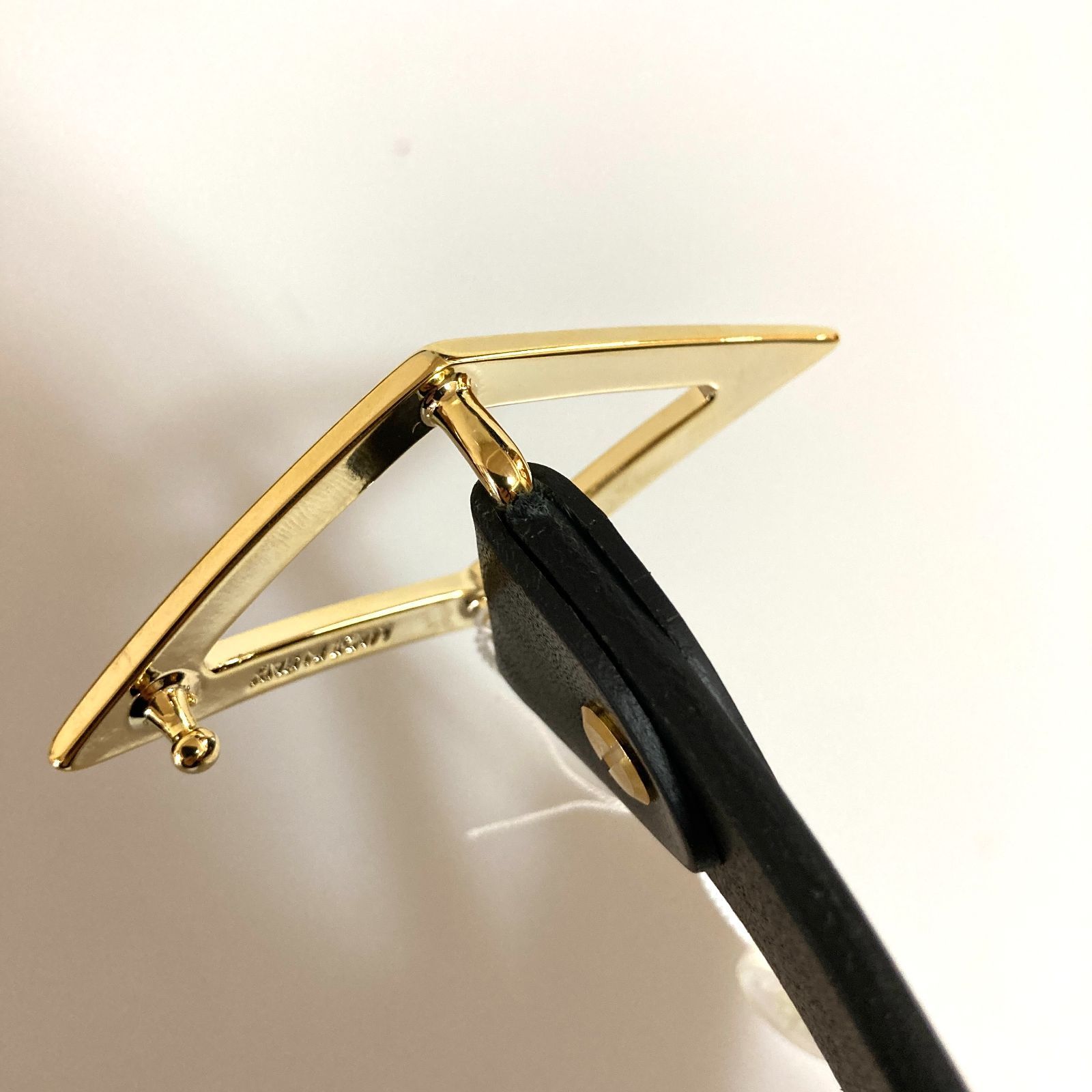 AULENTTI/オウレンティ】ダイヤモチーフ バックル ベルト - メルカリ