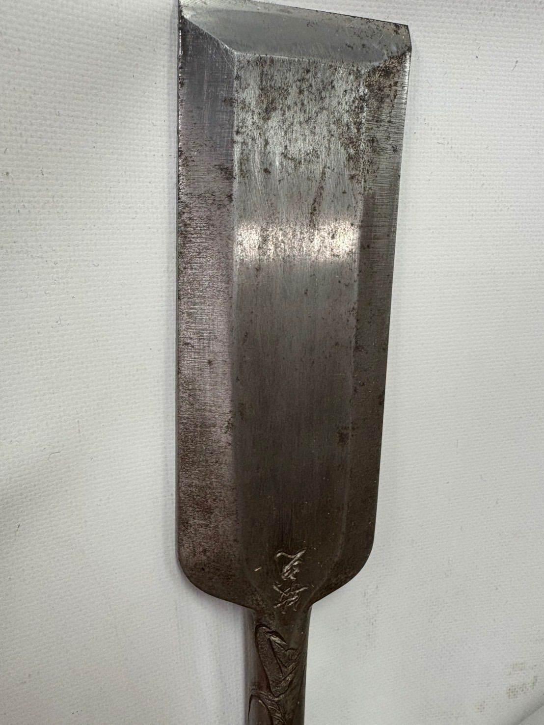 龍虎彫刻入