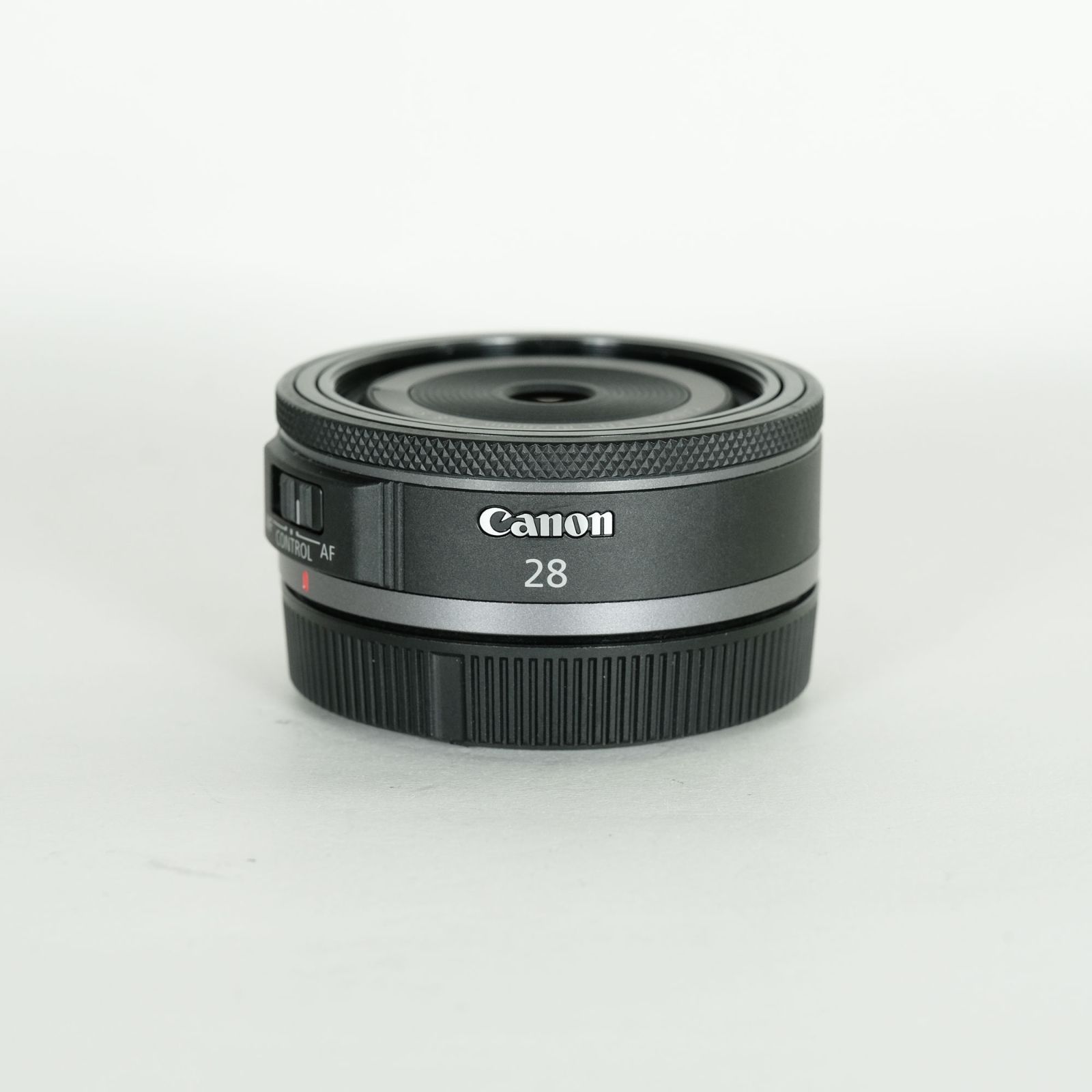 Canon RF 28 mm F 2 8 STM キヤノンRFマウント