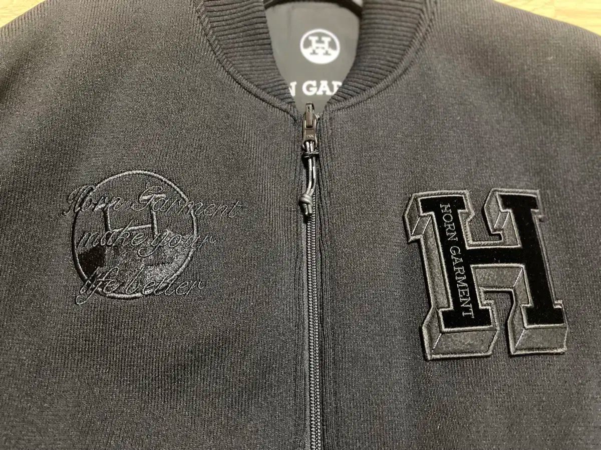 リバーシブル ブラック