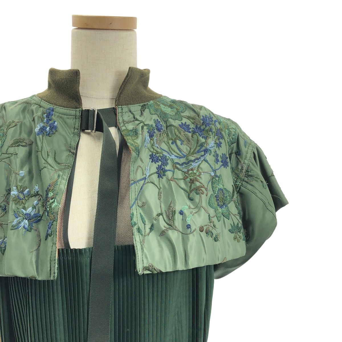 Sacai エンブロイダリー プリーツドレス 1 ブラック サカイ sacai  