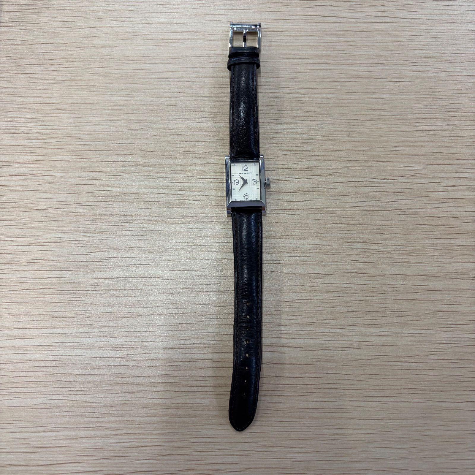 希少】BURBERRY バーバリー 腕時計 レクタンギュラ BU8001 - メルカリ