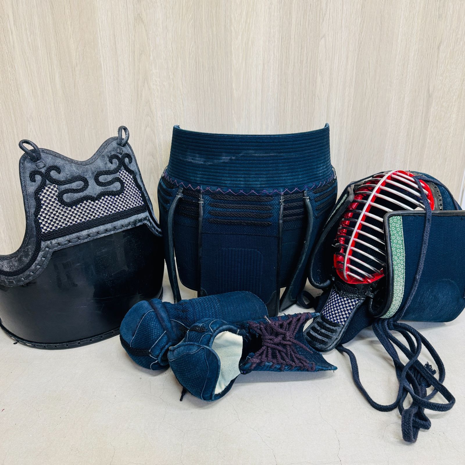 S 剣道着 防具セット 中学生 刺繍入り 面 甲手 胴 垂 持ち運び用バッグ付き