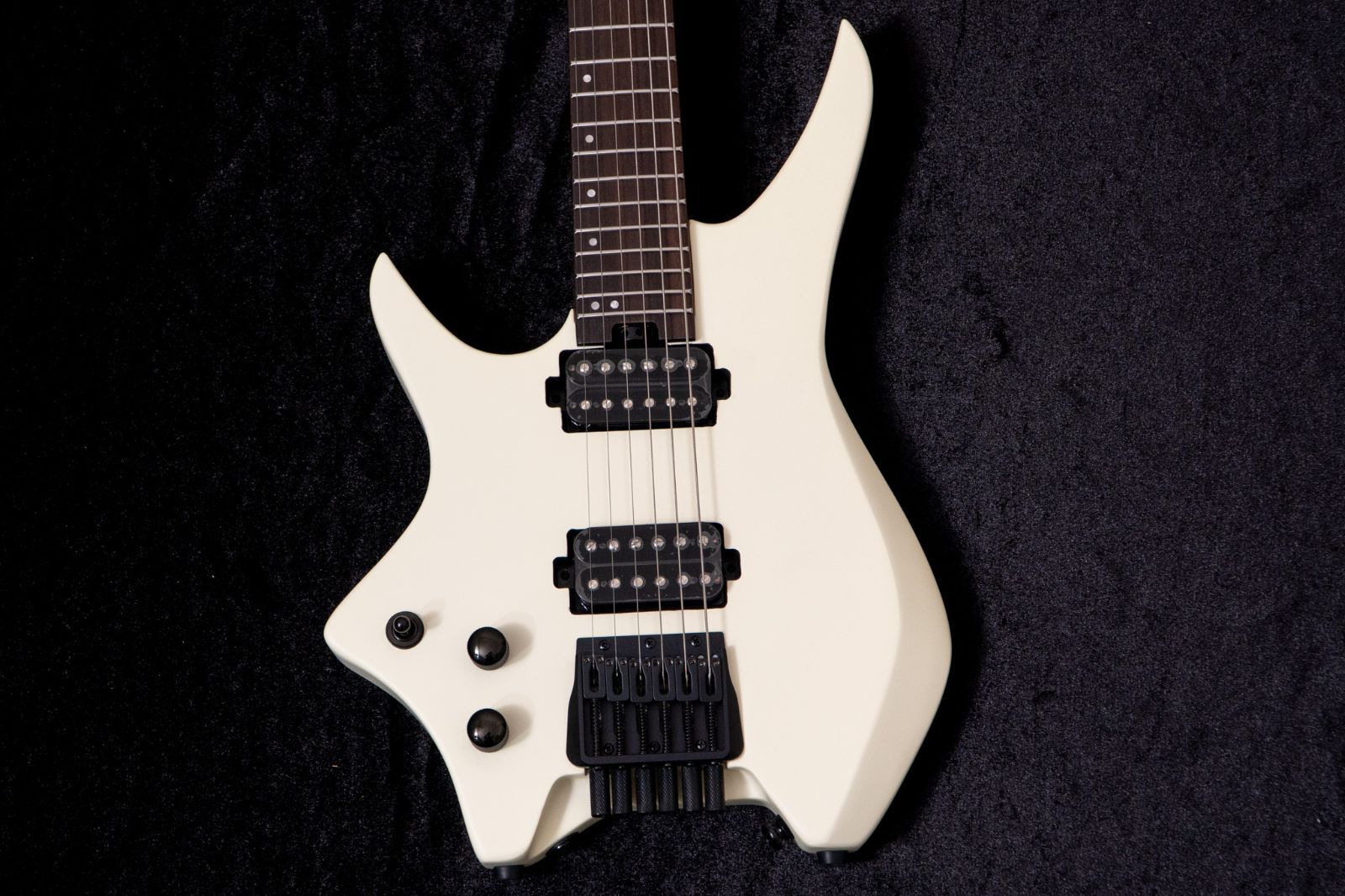 new】HEX Guitars / N400L Ivory LH - メルカリ