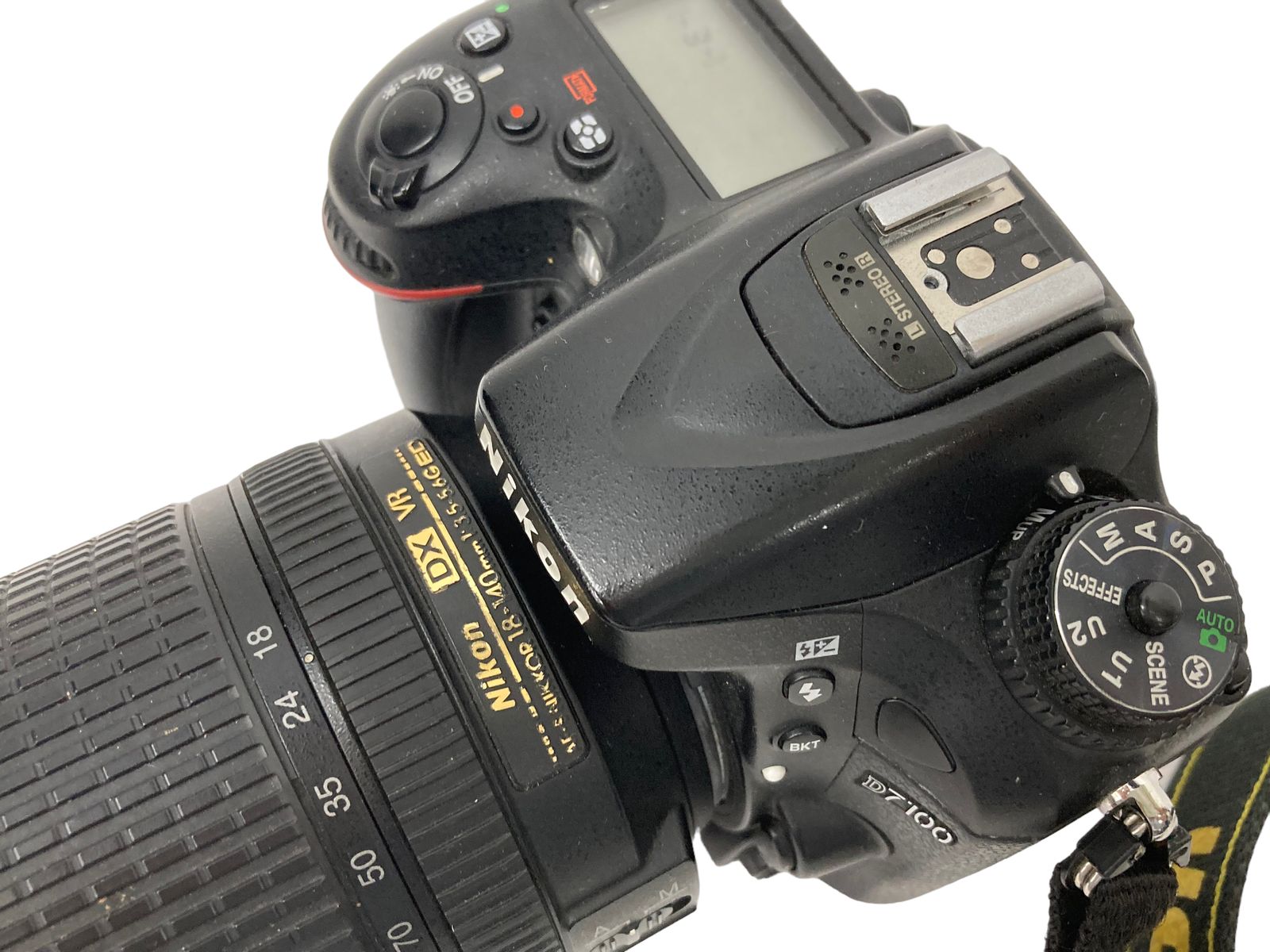 Nikon (ニコン) 一眼レフ デジタルカメラ DX VR 18-140mm レンズ付き D7100 ブラック 家電/028