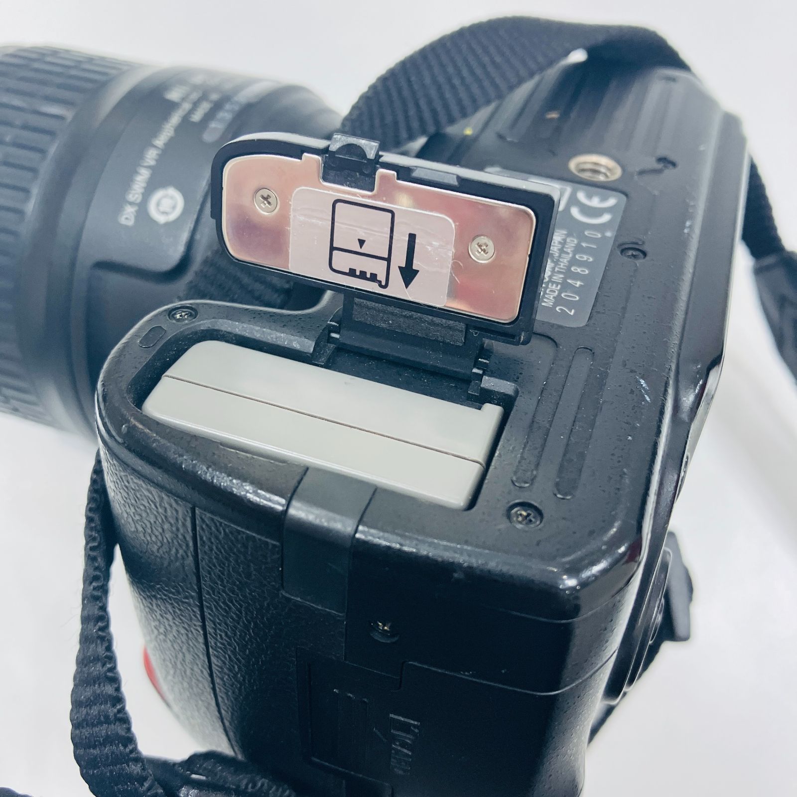 カメラ A【】ニコン Nikon D3000 一眼レフカメラ レンズ キットレンズ