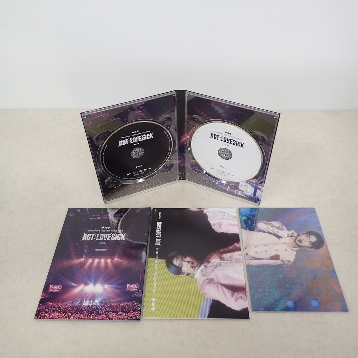 TXT ACT:LOVESICK IN JAPAN Blu-ray 初回限定盤 ACT : LOVE SICK＞ IN JAPAN [初回限定盤][Blu-ray] - TOMORROW
