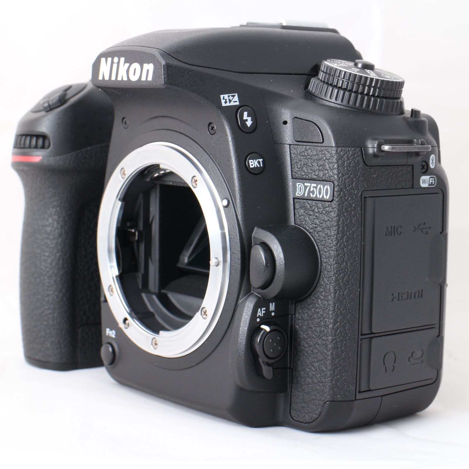 ☆新品級・ショット数7556☆ Nikon デジタル一眼レフカメラ