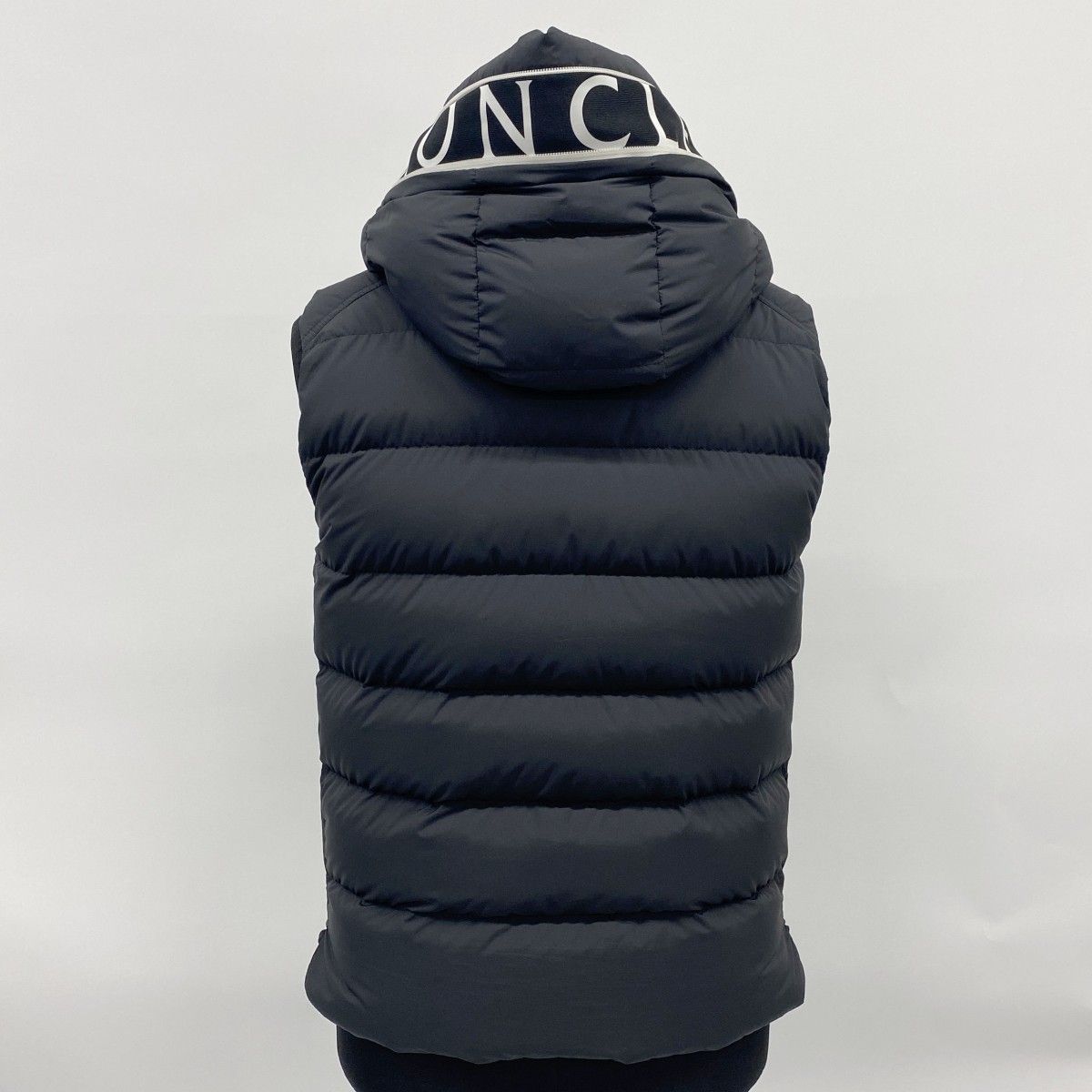 5apm0005 モンクレール ダウンベスト 0 ブラック ポリエステル ダウン フェザー J20911A00206 54A81 メンズ