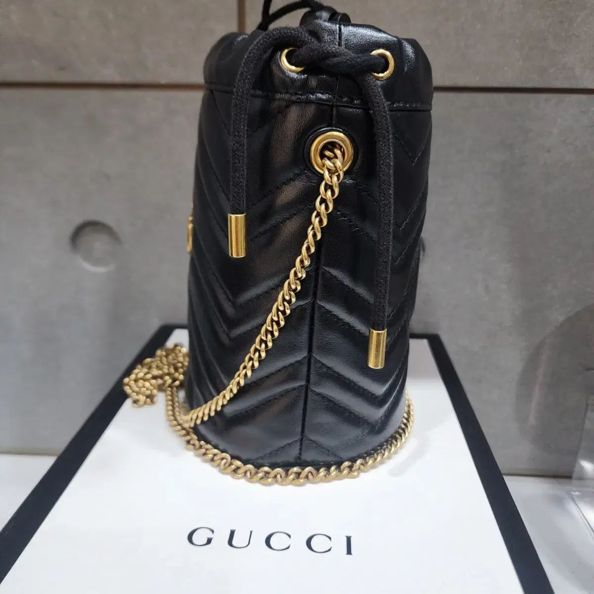 グッチ マーモント