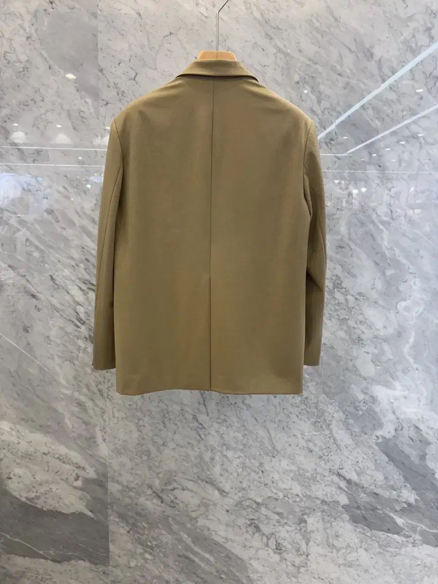 オーバーサイズ ジャケット