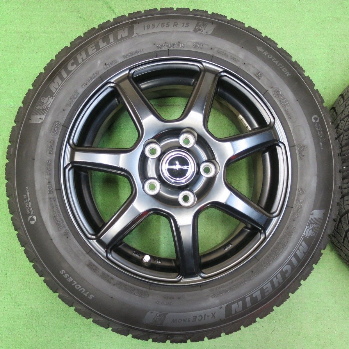 バリ溝！22年！キレイ！9分☆スタッドレス 195/65R15 ミシュラン X-ICE 