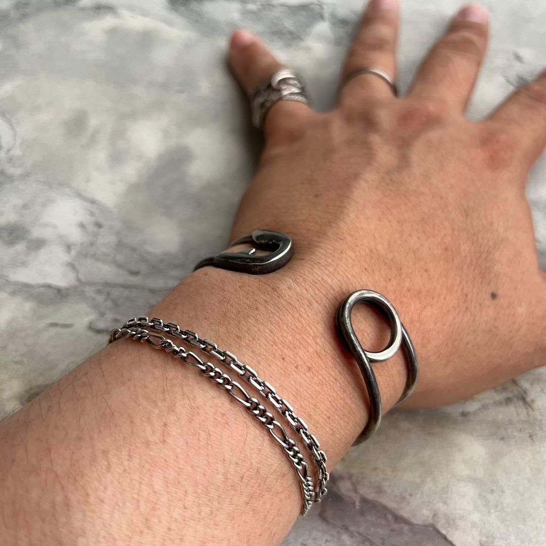 安全ピンデザイン