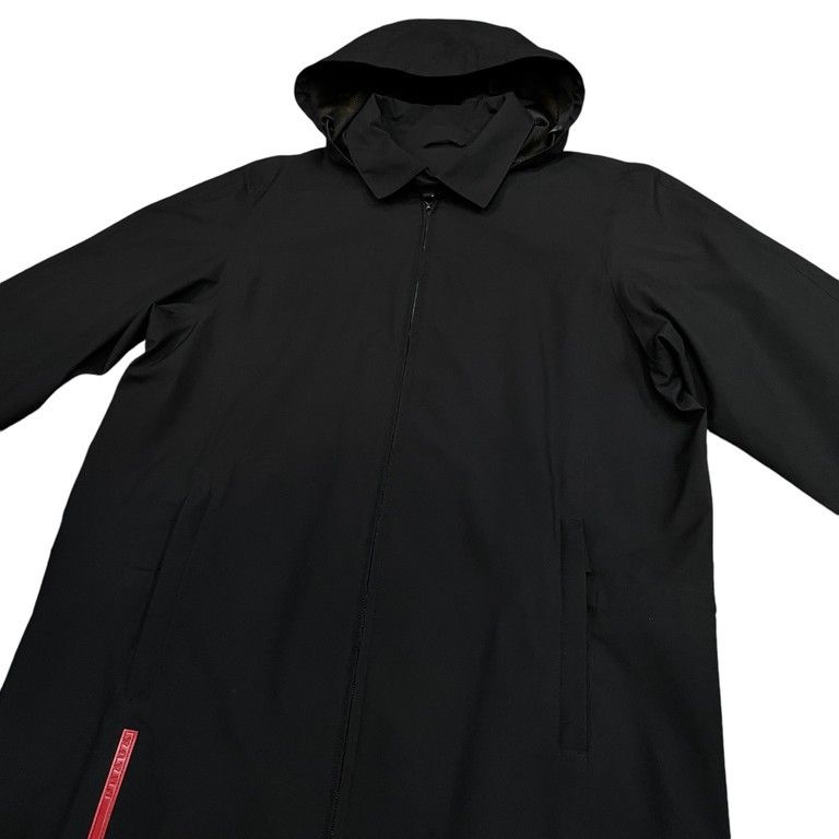 プラダ スポーツ ナイロンジャケット 黒 Sゴアテックス ジップアップ ブルゾン プラダ スポーツ ナイロンジャケット 黒 Sゴアテックス ジップ