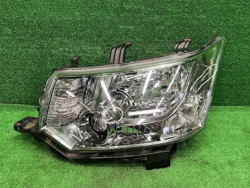 デリカD5 CV5W 左ヘッドランプ・ヘッドライト G ナビパッケージ