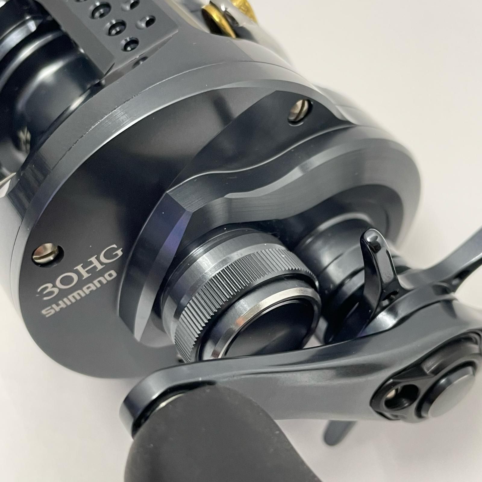 尾張小牧店】 中古 SHIMANO | シマノ リール 24カルカッタコンクエスト シャローエディション30HG 【ベイトリール/右ハンドル】  【86】 シマノ(SHIMANO) ベイトリール 24 カルカッタコンクエスト シャローエディション 30HG シマノ(SHIMANO) ベイトリール  24 カルカッタ ...