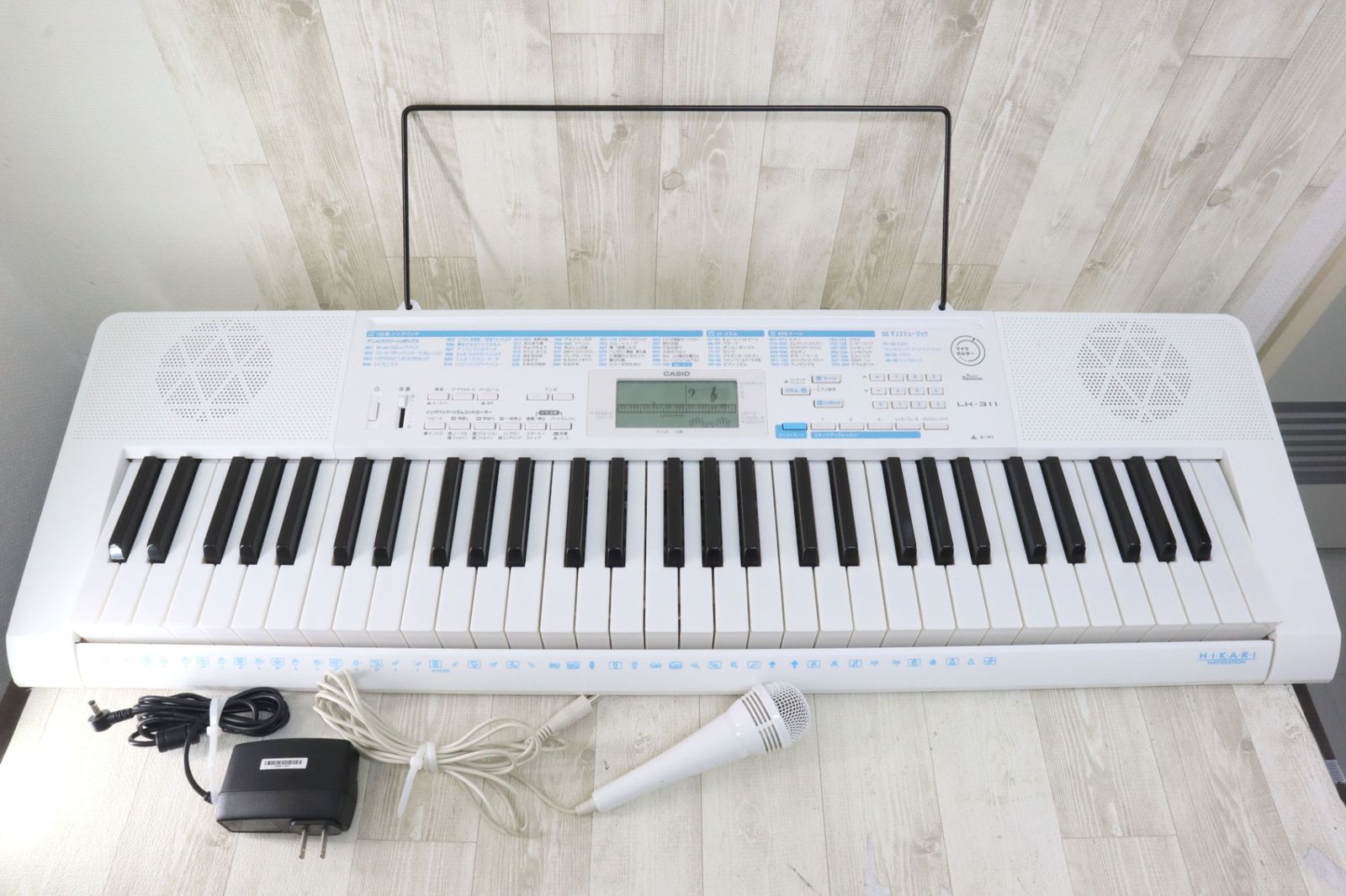 CASIO カシオ HIKARI NAVIGATION ヒカリ ナビゲーション 電子キーボード LK-311 2018年製 マイク付き 通電〇