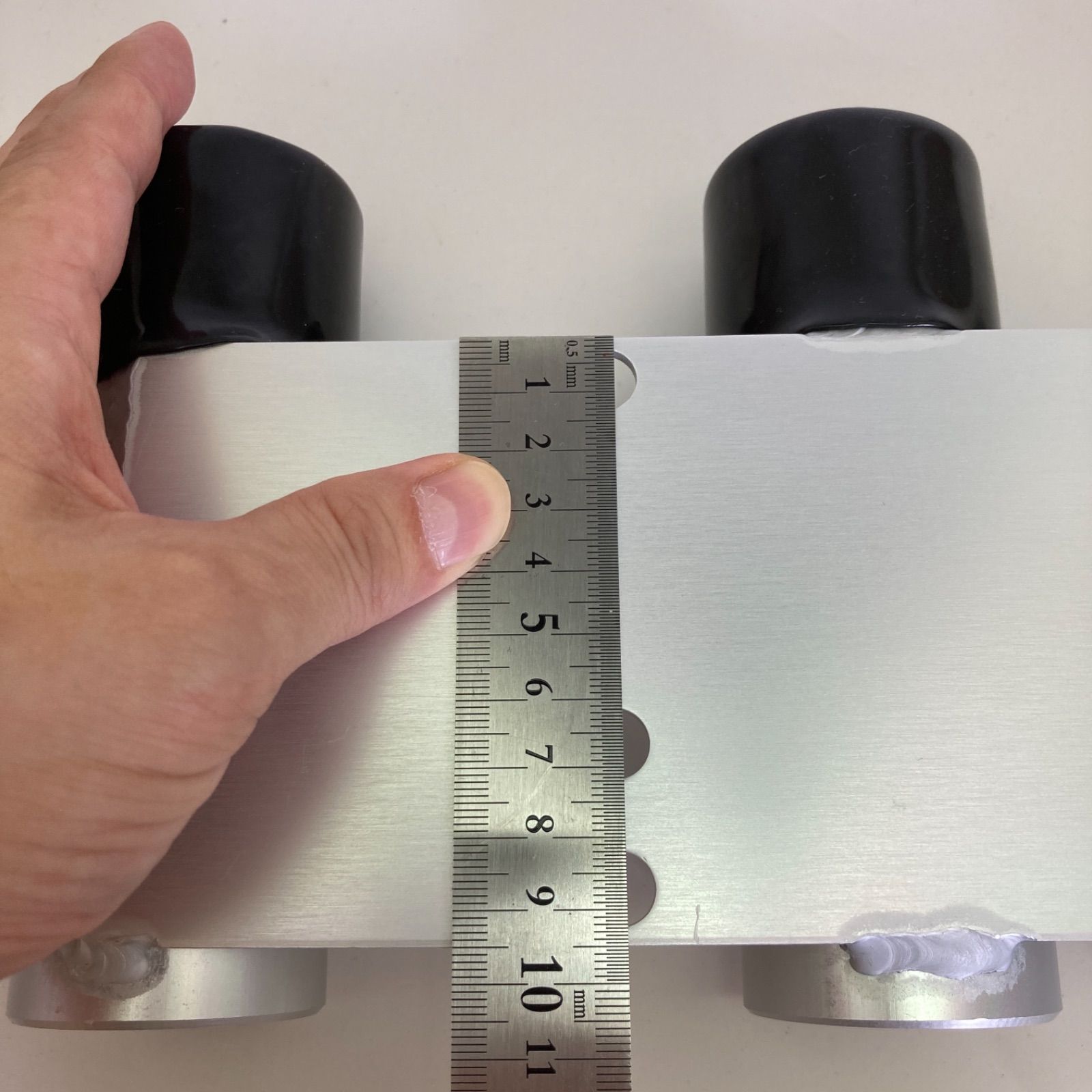 ロッドホルダーアルミ5連　2個セット　釣り　船　ボート　トローリング ロッドホルダーアルミ5連 釣り 船 ボート トローリング - メルカリ