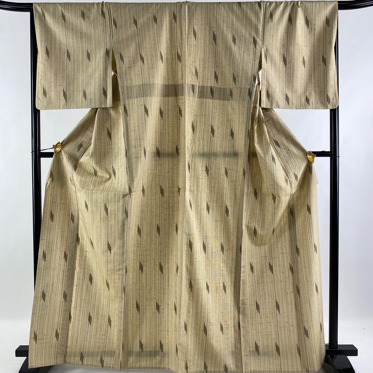 紬 名品 身丈165.5cm 裄丈68cm 正絹 | www.fondazioneportapalazzo.org