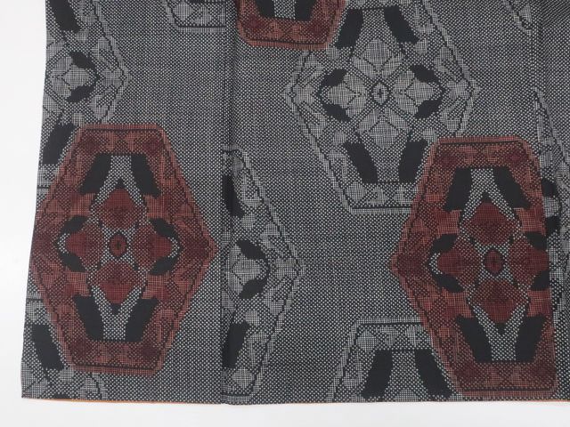 平和屋着物○本場大島紬 7マルキ 泥染め 舞花文 田中良子作 証紙
