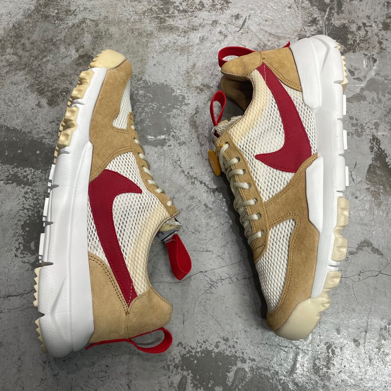 NIKE MARS YARD マーズヤード NIKE公式】ナイキ マーズ ヤード オーバーシューズ 'Tom Sachs