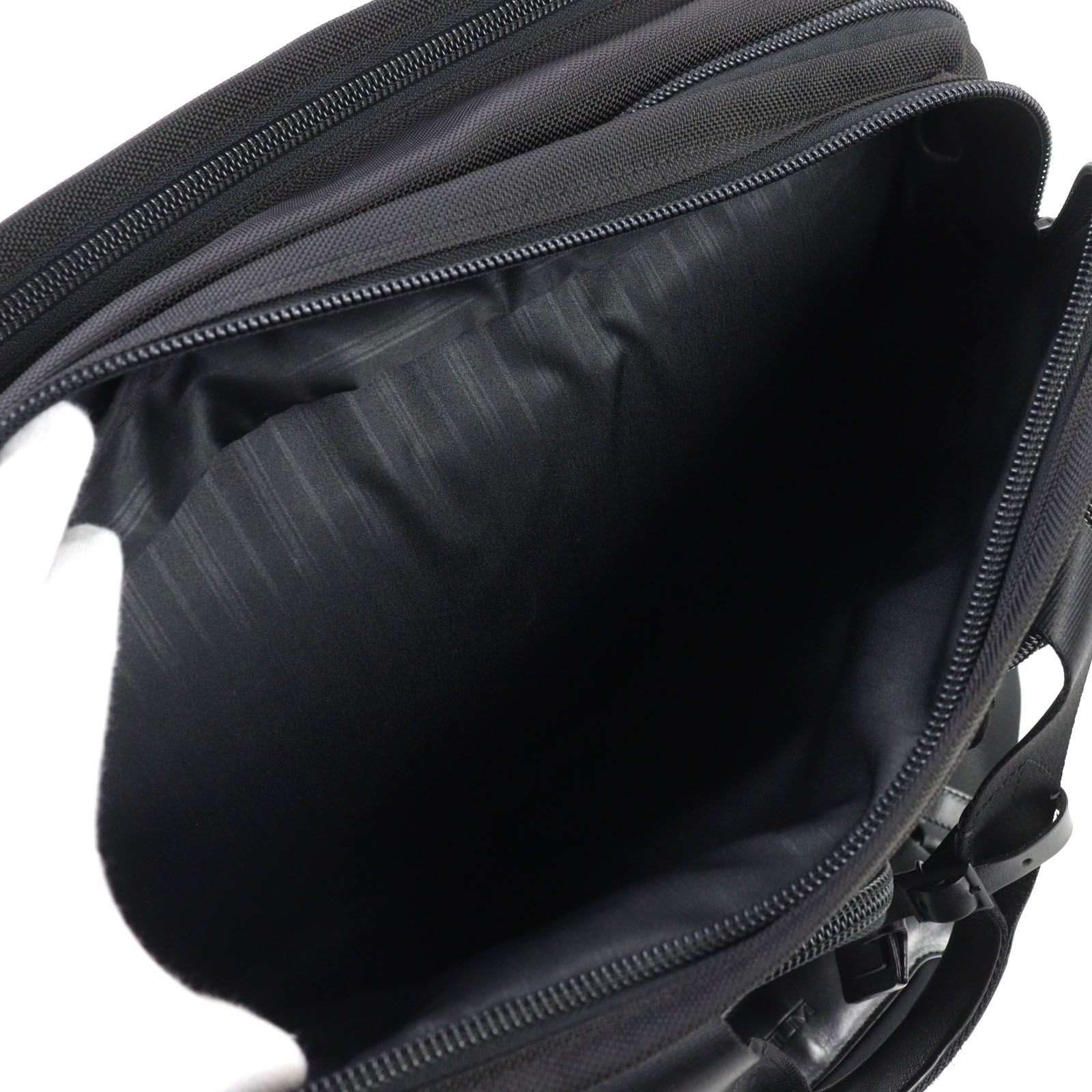 TUMI トゥミ エクスパンダブル・オーガナイザー 26160DH 美品○TUMI