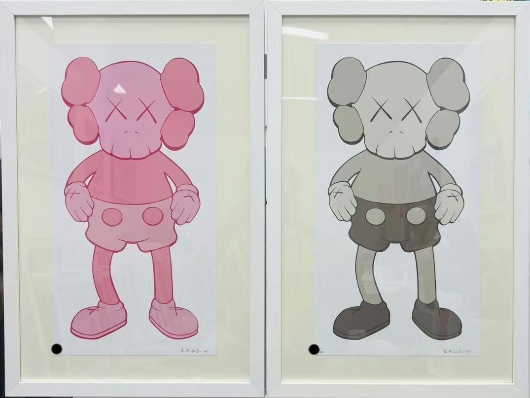 KAWS 版画 i. Pink ii. Grey KAWS 版画 i. Pink ii. Grey kaws-take-pink-gray-1.jpg?