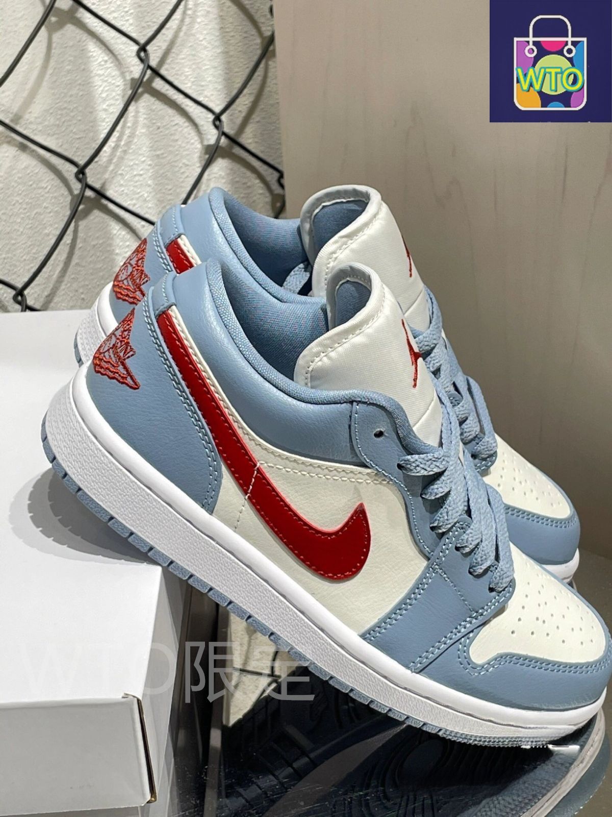 お値下げしました??即購入?? NIKE AIR JORDAN 1 LOw 箱付 男女