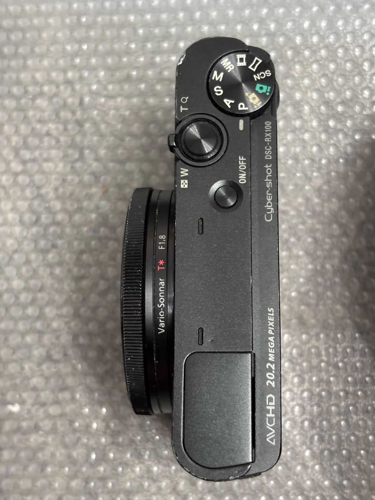 SONY Cyber-shot DSC-RX100 1011