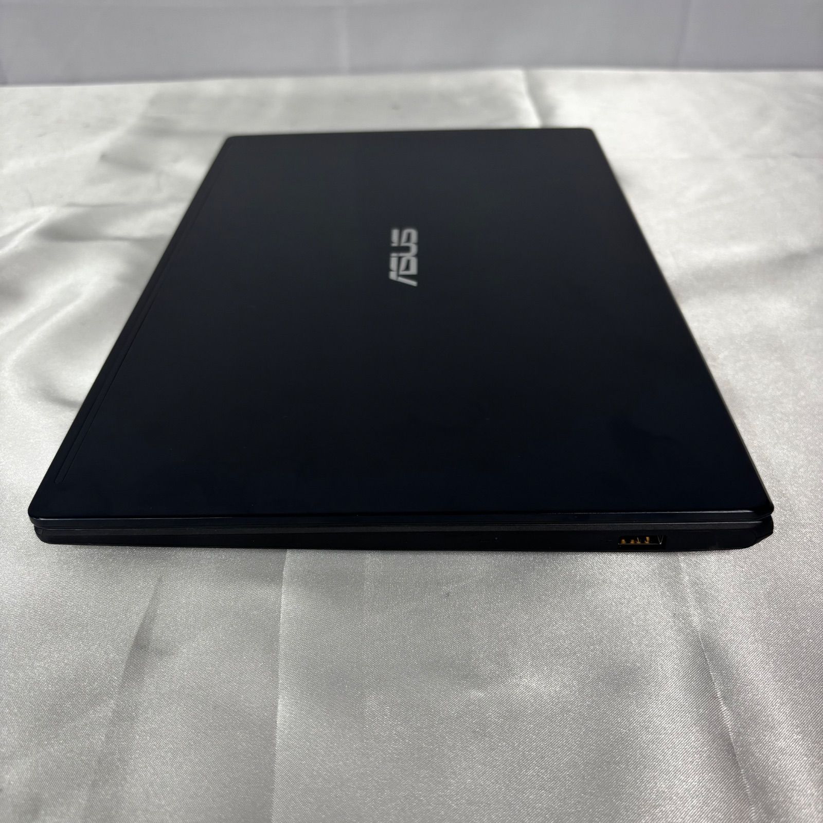 ASUS ノートパソコン L410MA 14インチ ブラック／軽量・薄型／初心者