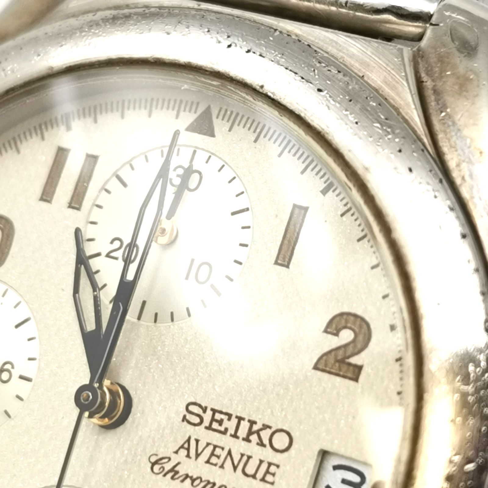 アベニュー クロノグラフ