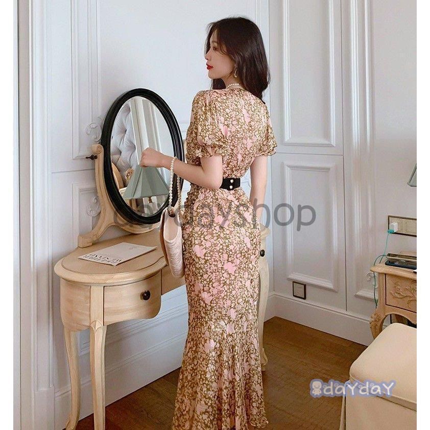 ドレス Vネック 袖口フリル マーメイドライン ウエストマーク スリット 総柄プリント ロング丈 アーティスティック 甘め スタイリッシュ ドレス Vネック 袖口フリル マーメイドライン ウエストマーク スリット