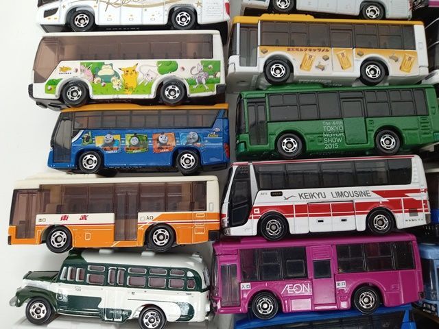 トミカ バス まとめ売り ミニカー 本体のみ 中古 ポケモンバス