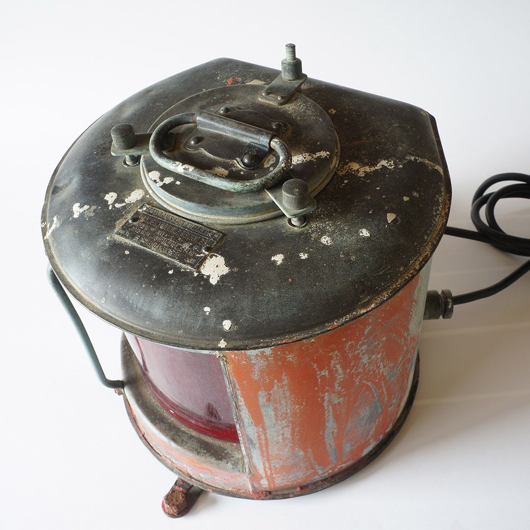 珍品！昭和初期の頃 船舶用方向灯゛赤゛お店のアンティークインテリアにいかがですか 珍品！昭和初期の頃 船舶用方向灯゛赤゛お店のアンティーク