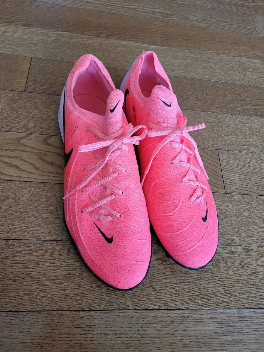 NIKE ナイキ ファントム gx サッカーシューズ 275