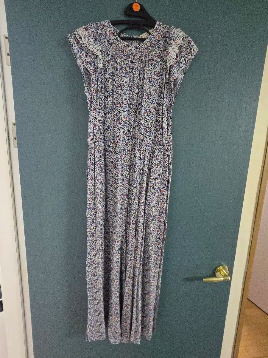 イタリア製】ヴィンテージ オルモル アートフレーム ブラス 肖像画