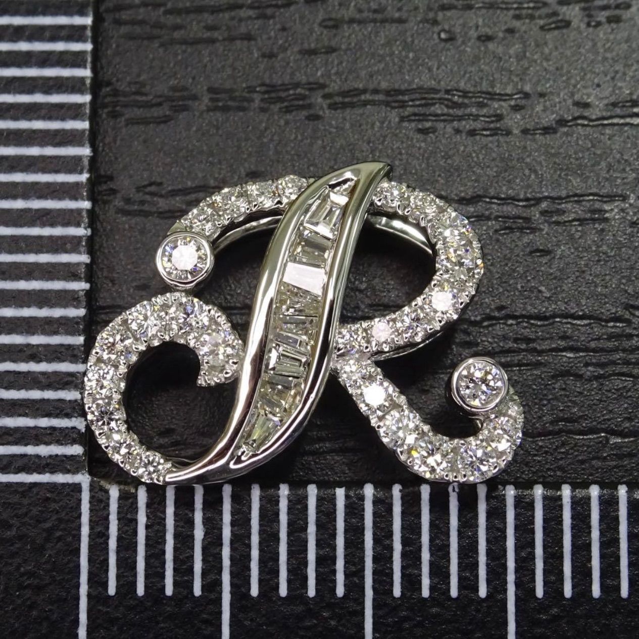 18金ホワイトゴールド K18WG GOLD 750 天然ダイヤモンド0.30ct 