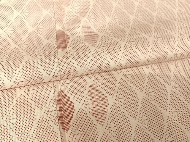 平和屋着物○恵大島織物謹製 本場大島紬 白大島 一元7マルキ 扇面