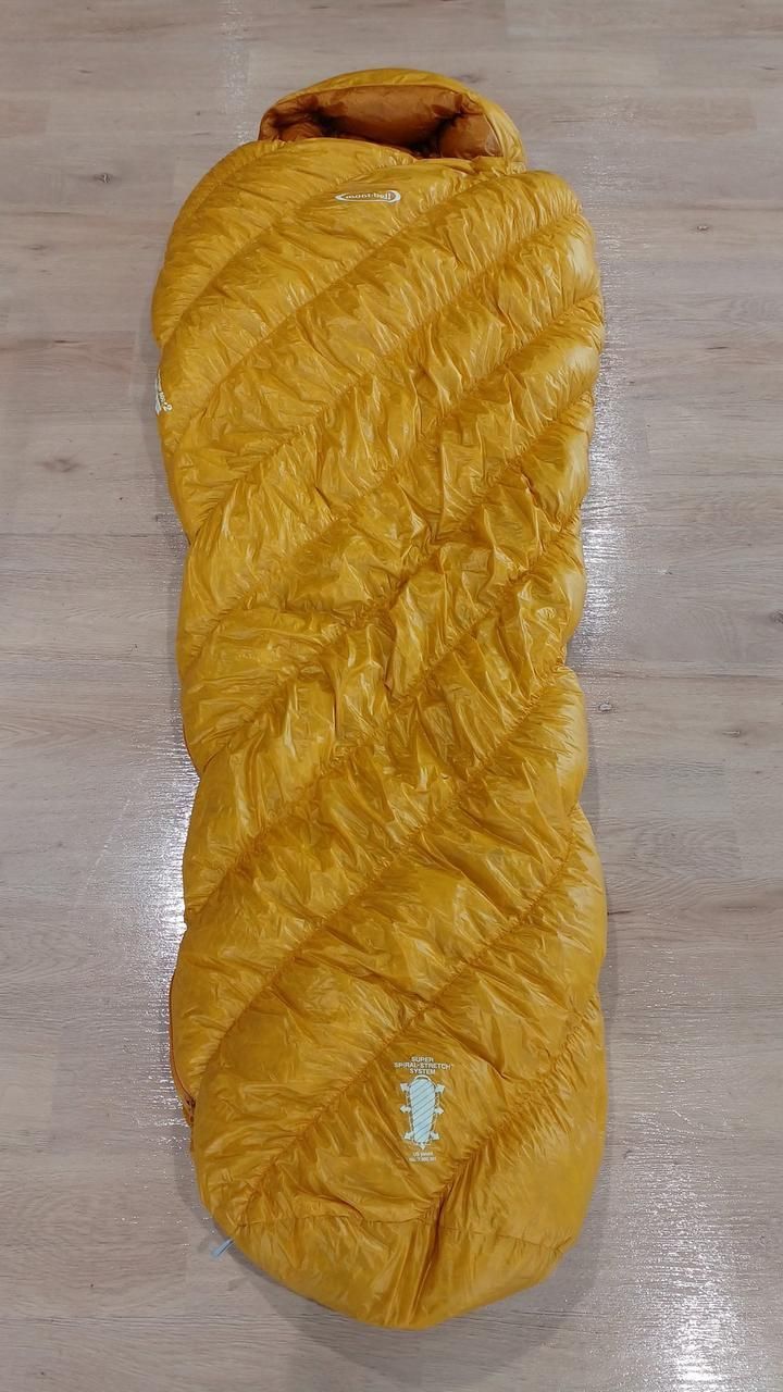 MONT-BELL ダウンシュラフ DOWN HUGGER 800 2 MONT-BELL Down Hugger 800 2 Down Sleeping Bag